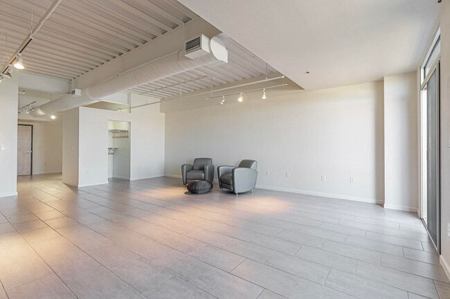 524 Central Ave SW