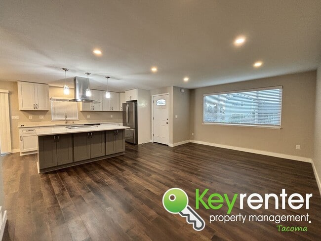 Photo - Newly Remodeled 3 Bedroom Home for Rent in Tacoma with Backyard and Garage!