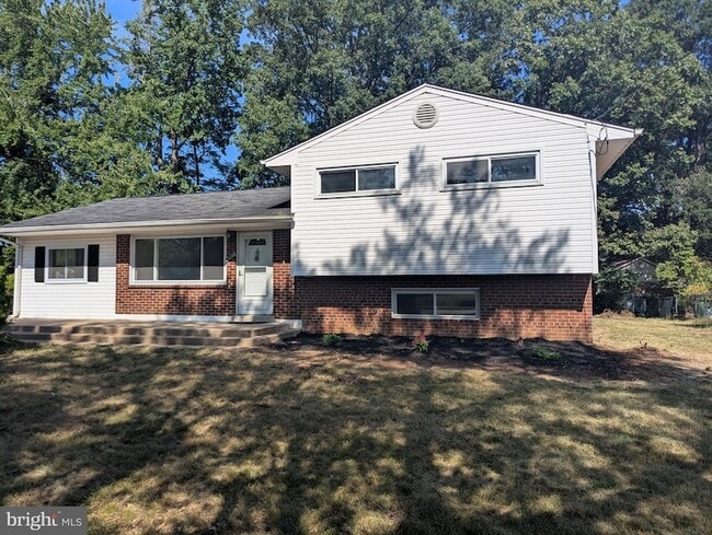 Building Photo - 6327 Willowood Ln Rental