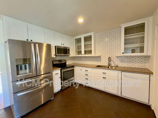 16 Terrace Cir