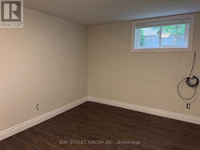 Photo - LOWER 123 SEARLE AVENUE