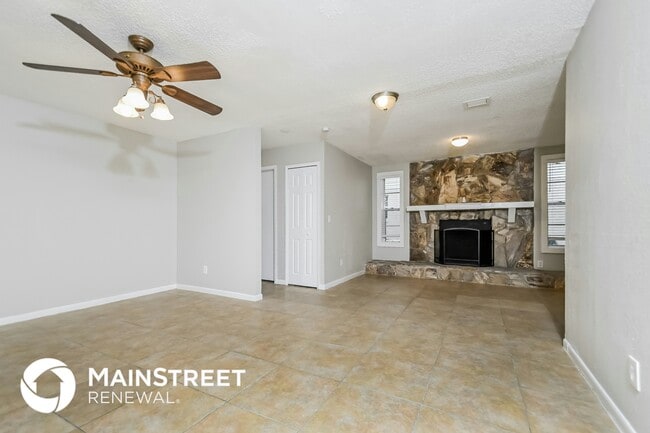 Photo - 1110 Londonwood St