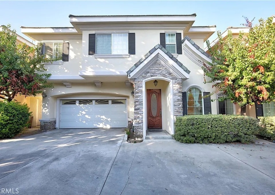 Photo - 529 S 5th Ave