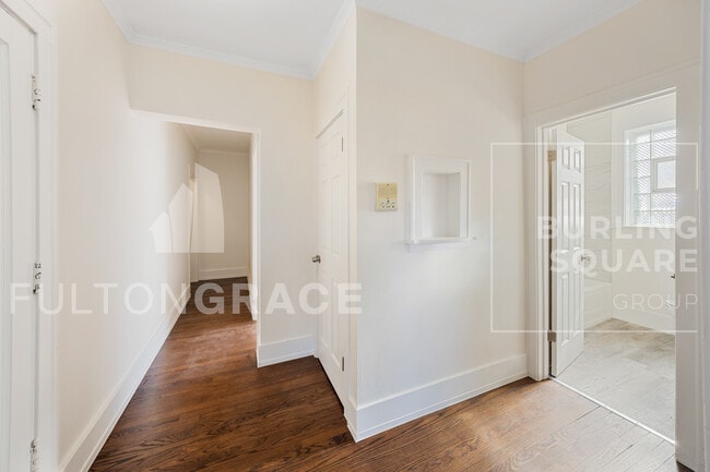 Photo - 7379 N Damen Ave Unidad K3