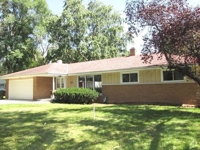 Building Photo - 11638 N Bobolink Ln Rental