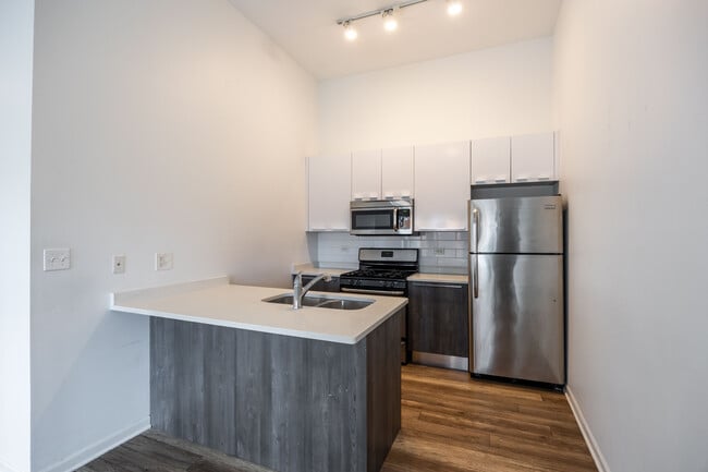 Photo - 2700 W North Ave Unit 200