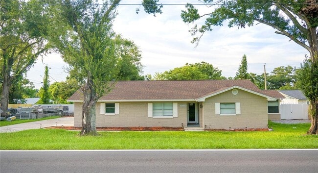 Building Photo - 1504 Hallam Dr Rental