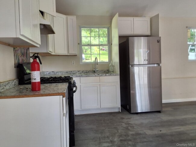 Photo - 422 Spring St