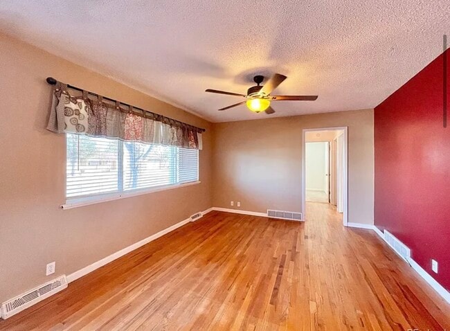 Photo - 377 Bannock St