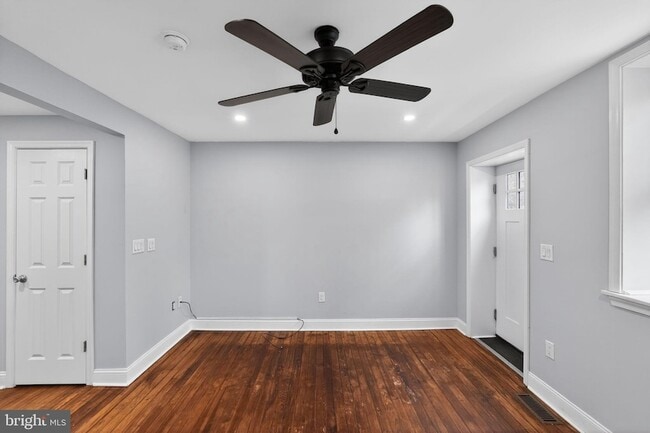 Photo - 4670 Umbria St