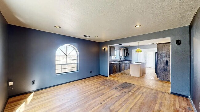 Photo - 1206 Cuba Rd