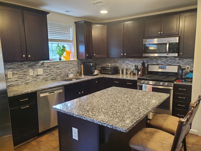 Cocina - 3894 Ashland Dr