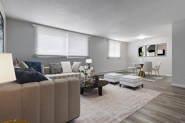 Photo - Mitchell Manor