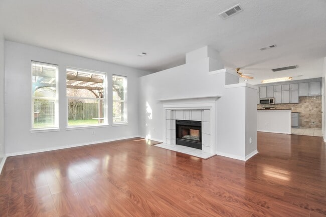 Photo - 15711 Rosewood Hill Ct