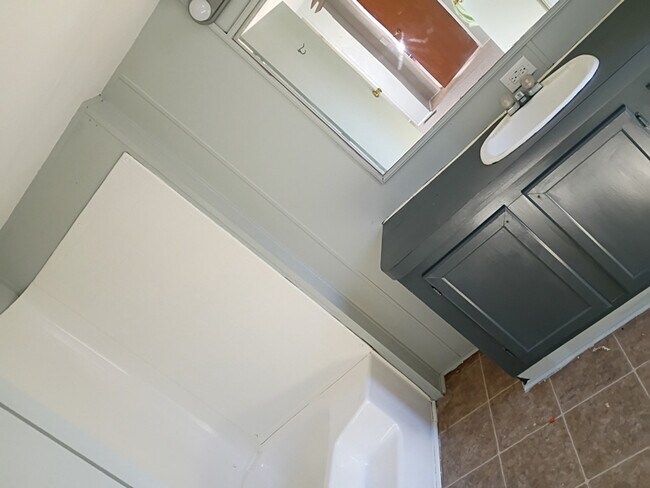 Photo - 184 Ramsey Blvd SE