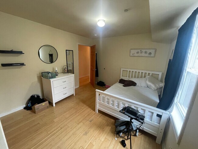 Photo - 1523 N 17th St Unit 3