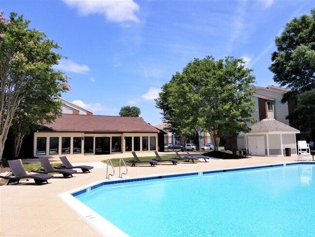 Photo - ***Call Fred Today 804-248-3490***College Roommate Wanted – Beautiful 2BR Condo in Gated Community Unit Davenport