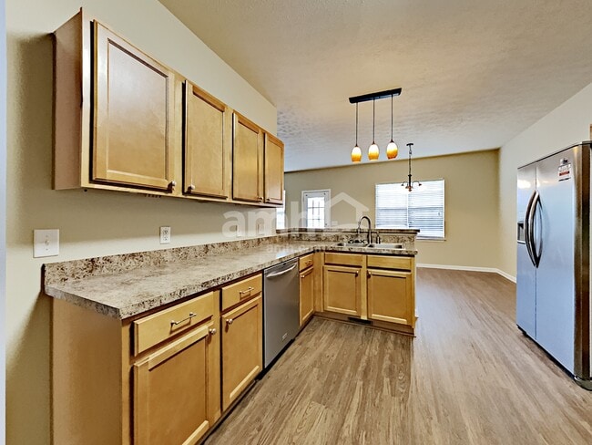 Photo - 128 McKain Xing