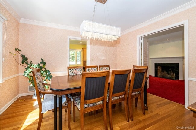 Photo - 18 Lomond Pl