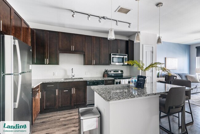 Photo - 480 N Orange Ave Unit 513.1411636