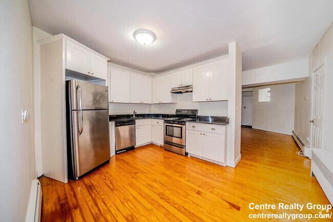 Building Photo - 1728 Beacon St Rental