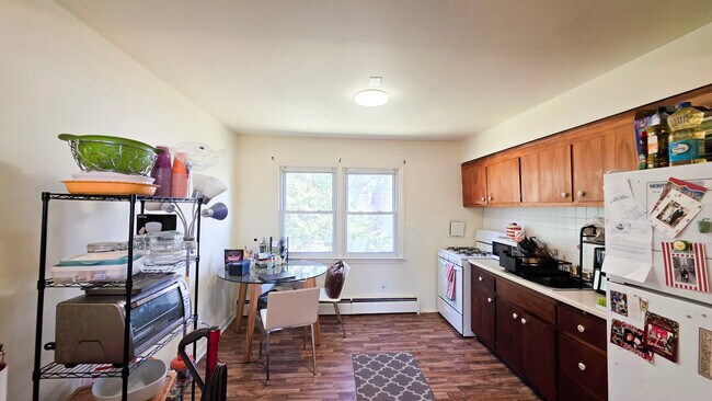 Photo - 16 E Belmont Ave Unit 8