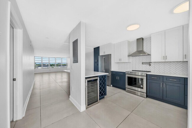 Photo - 3051 NE 48th St Unit 404