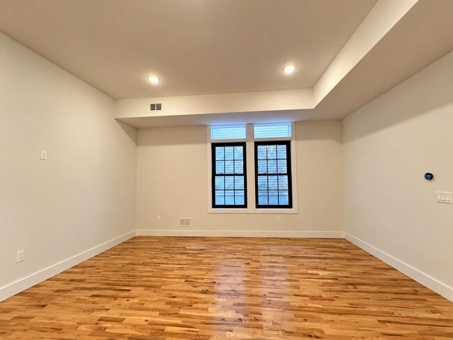 241 Palisade Ave Unit 2