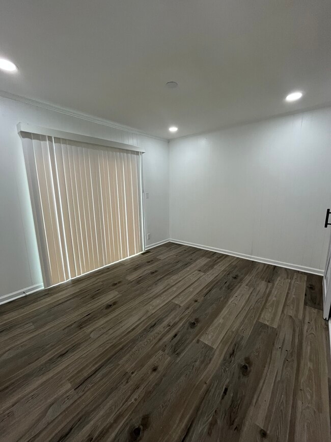 Photo - 3939 Mathis St