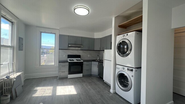 Photo - 18 Ormond Pl