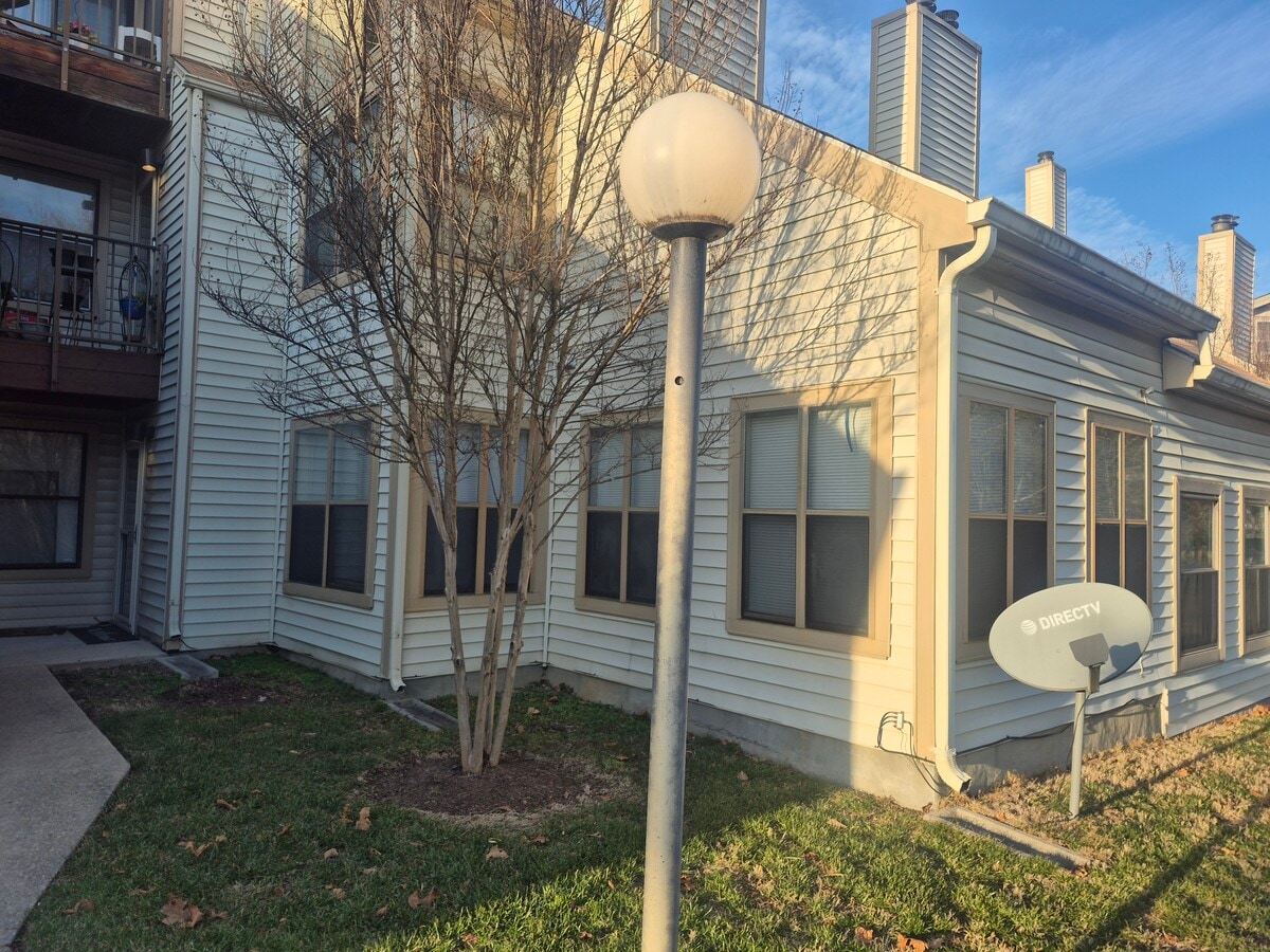 Photo - 13409 Shady Knoll Dr Unit Aspen Forest 11