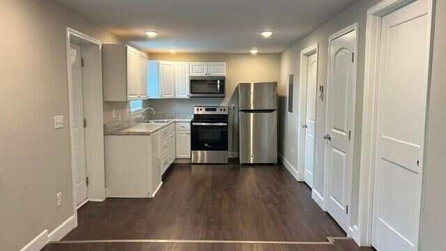 Photo - 862 Berry St NE