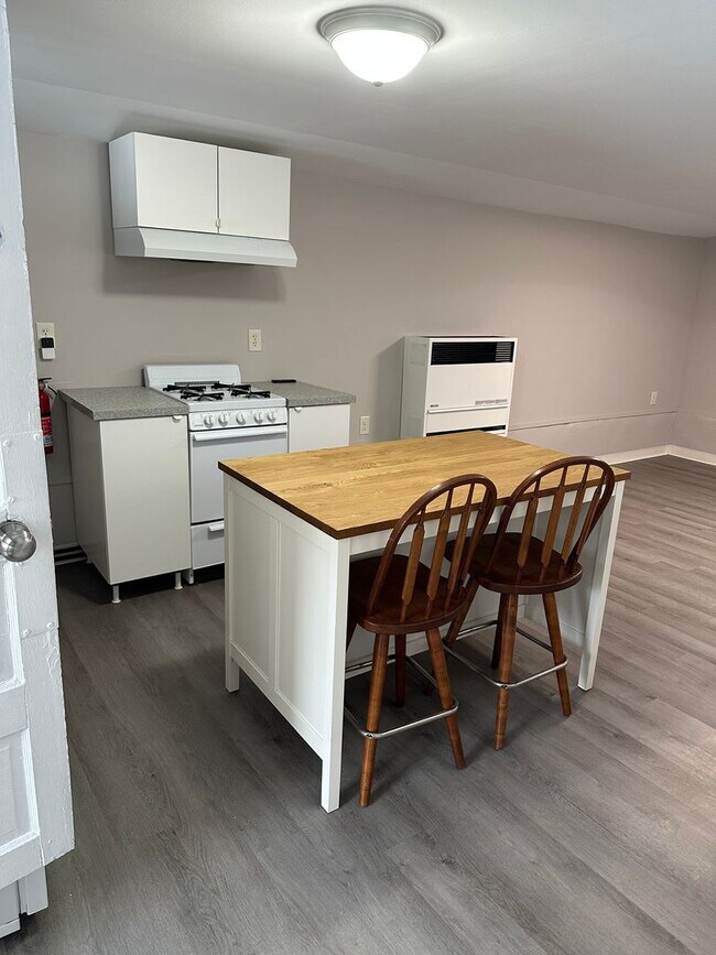 Photo - 4935 8th Ave Unit Rear