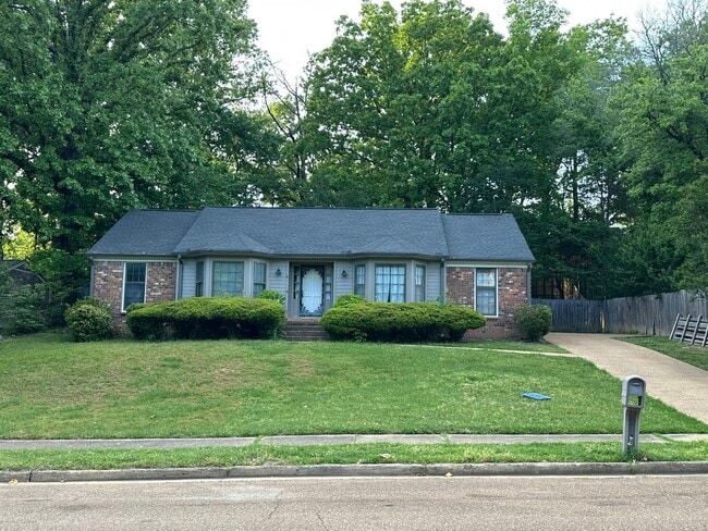 Building Photo - 8588 Kettering Dr