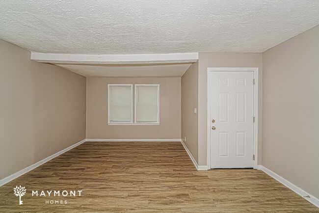 Photo - 529 Athens Ct