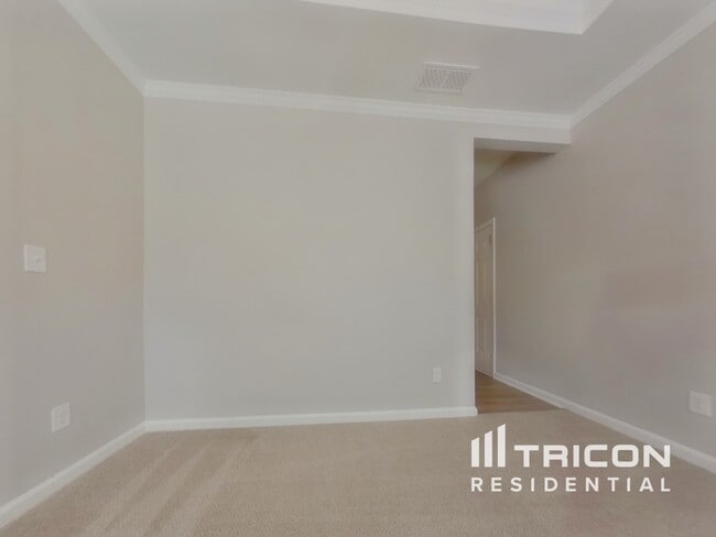 Photo - 808 Wade Farm Dr