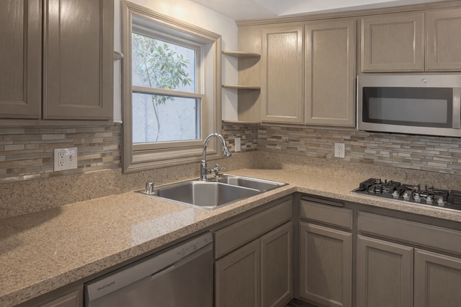 Photo - 160 Santa Ana Ave