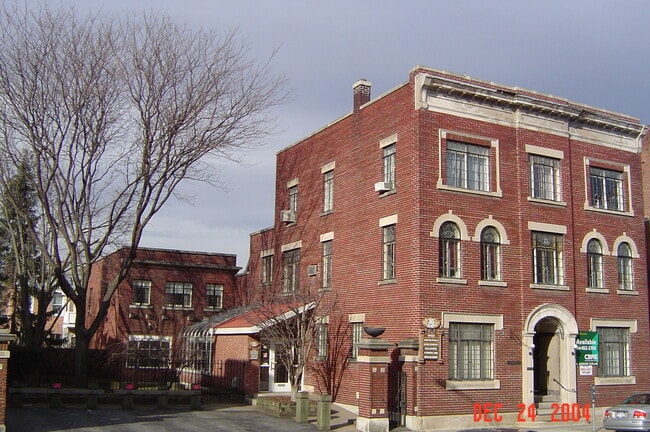 Building Photo - 30 Jay St Unit 30 Jay