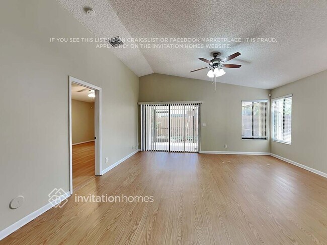 Photo - 1930 NW 39th Ave