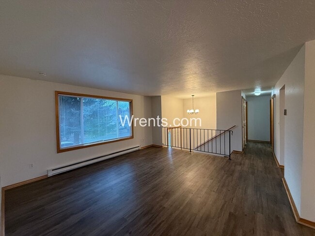 Photo - 11923-11925 Railroad Circle Unit 11923