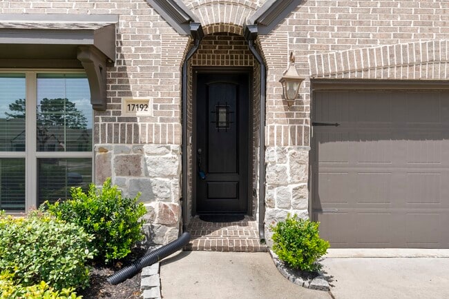 Photo - 17192 Wild Robin Ln