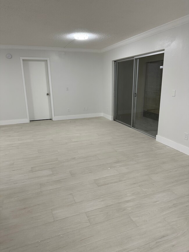 Photo - 600 Northern Way Unit Apt. 405