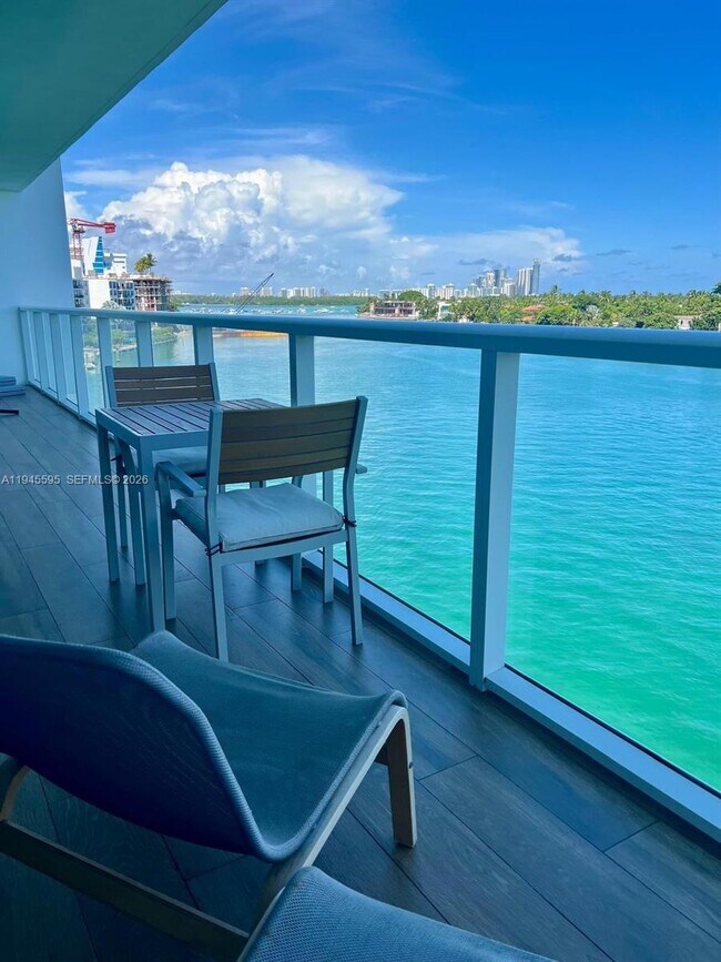 Photo - 9821 E Bay Harbor Dr Unit 605