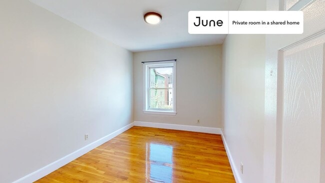 Photo - Room in Shared 4 bed/2 bath home Unidad A