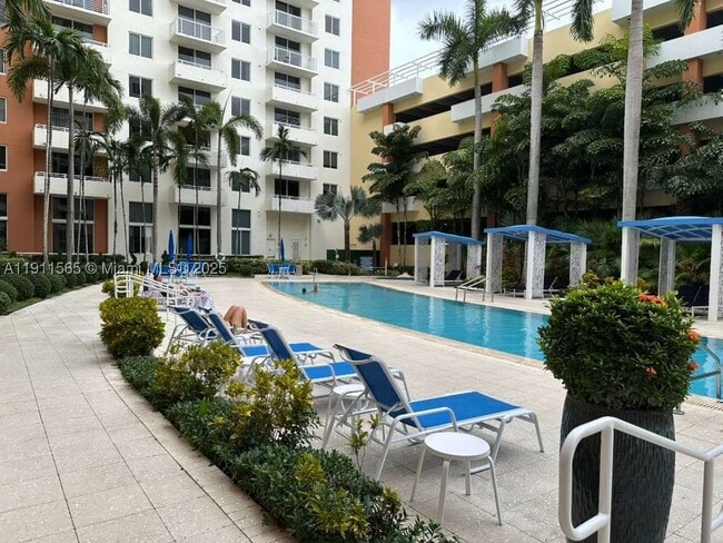 Photo - 18800 NE 29th Ave Unit 913