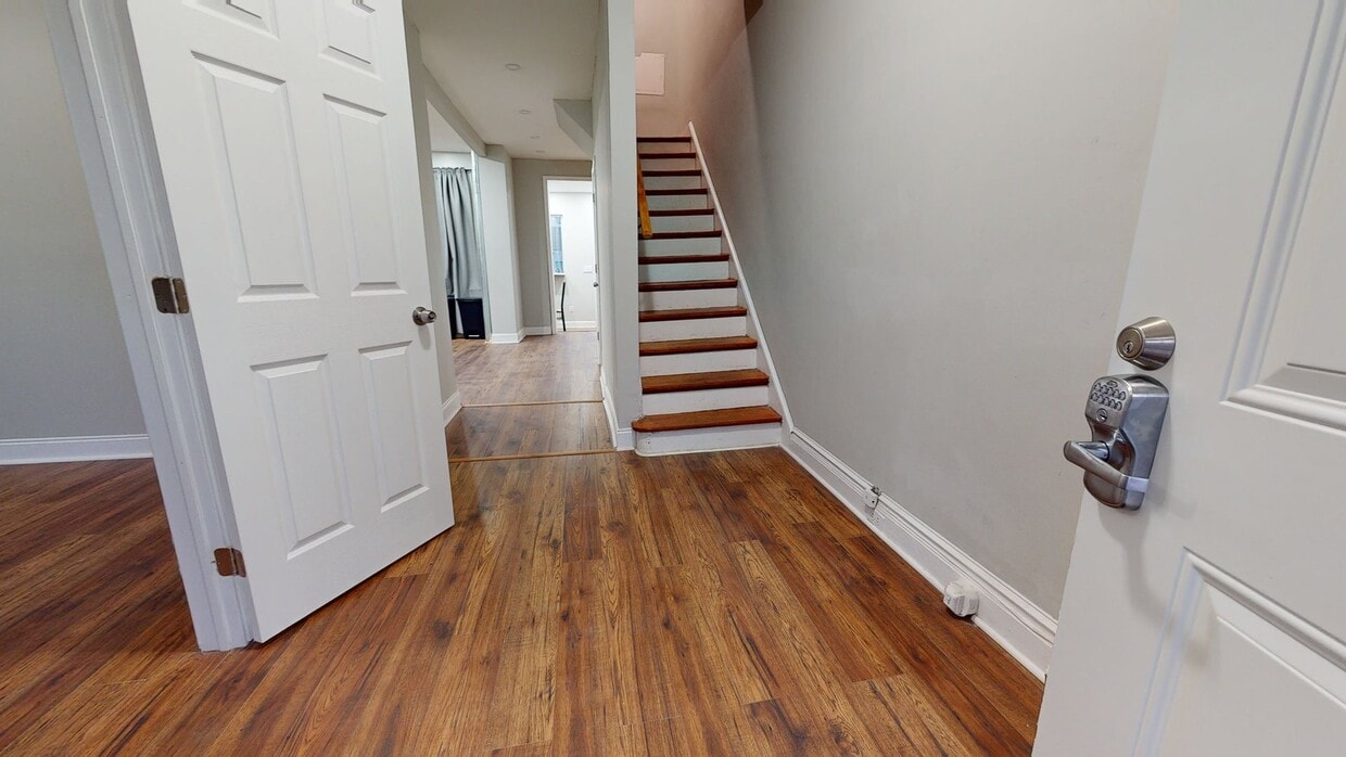 Photo - Private bedroom in 4 bed/2 bath Home
