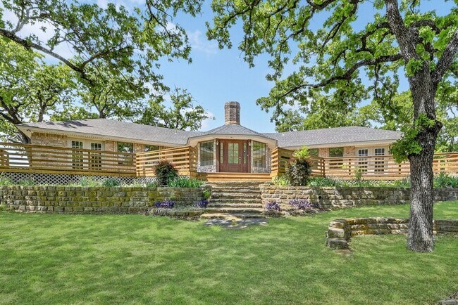 Photo - 3901 High Rd