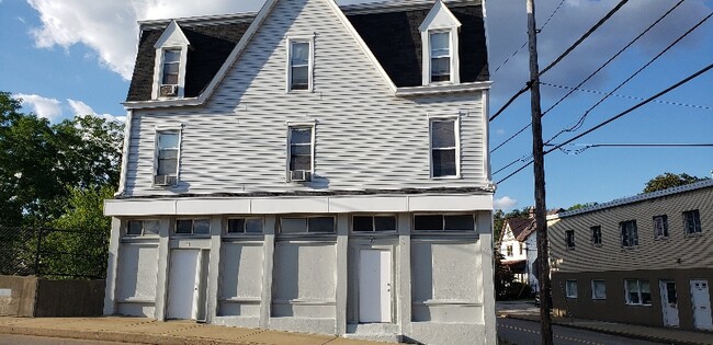 Building Photo - 3 E Prospect Ave Unit 3rd floor Rental