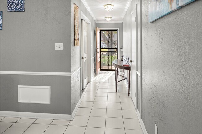 Photo - 10910 Vanderford Dr