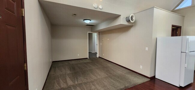 2654 Central